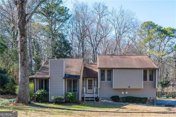 115 Creekview Drive Woodstock