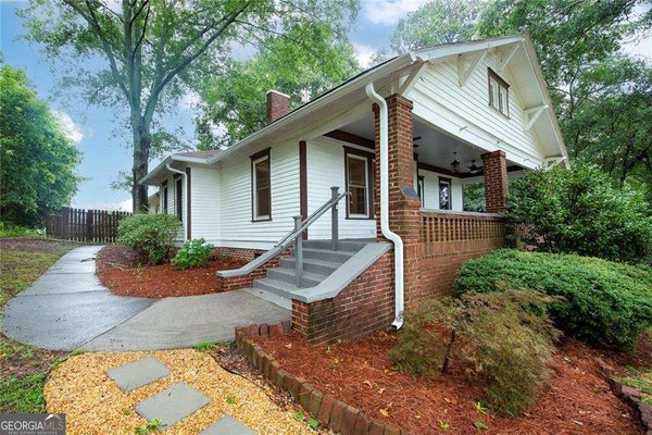 8702 Campbellton Street Douglasville