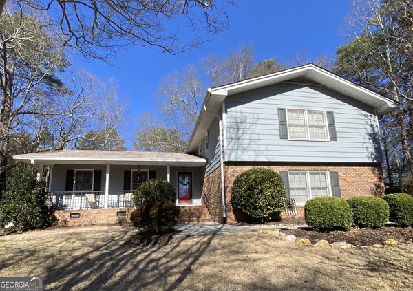 2588 Andover Drive, Atlanta