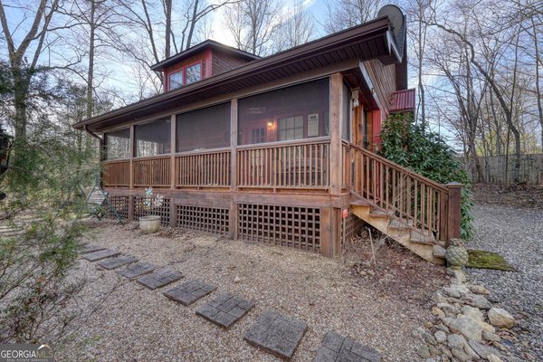 1852 St Highway 325, blairsville