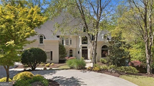 960 Tiverton Lane, Alpharetta