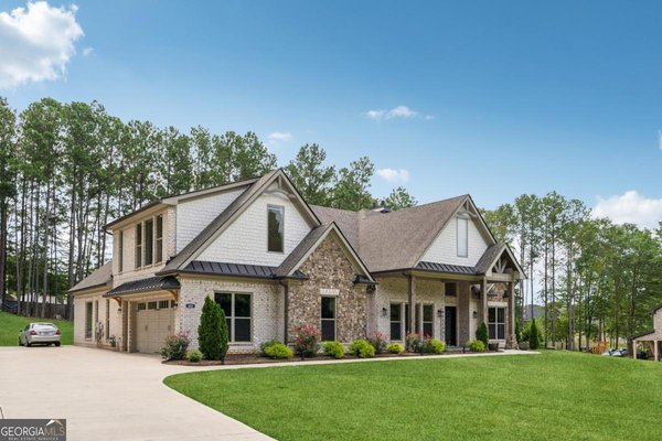 852 Tom Miller Road, Bethlehem