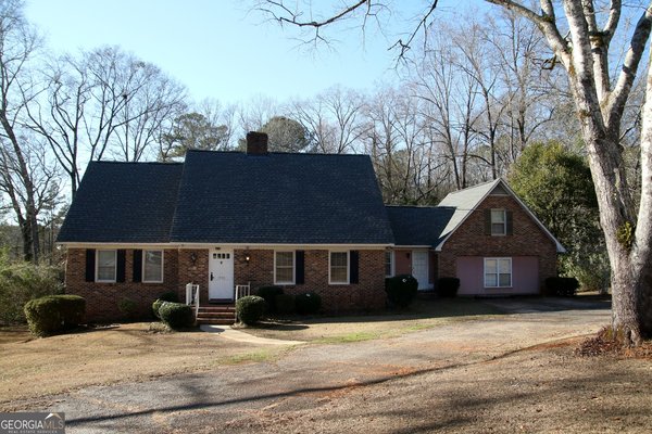 1903 Ridgewood Drive West Point