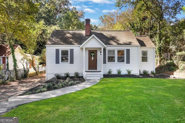 207 Walthall Street, Marietta