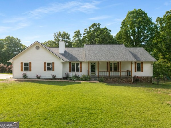 4419 Hidden Oaks Drive, Flowery Branch