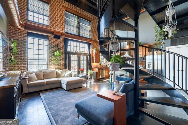 5434 Peachtree Road, Atlanta