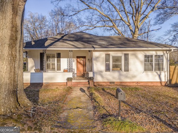 17 Terrace Avenue, Lindale