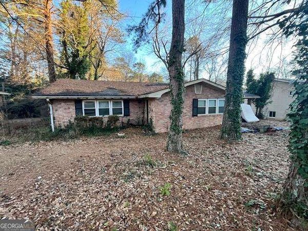 3833 Leander Court Tucker