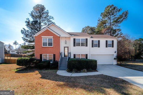 452 Crested View Drive, Loganville