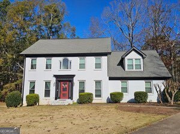 1410 Gateside Court, Snellville