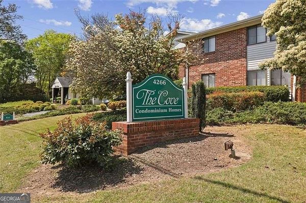 4266 ROSWELL Road, Atlanta