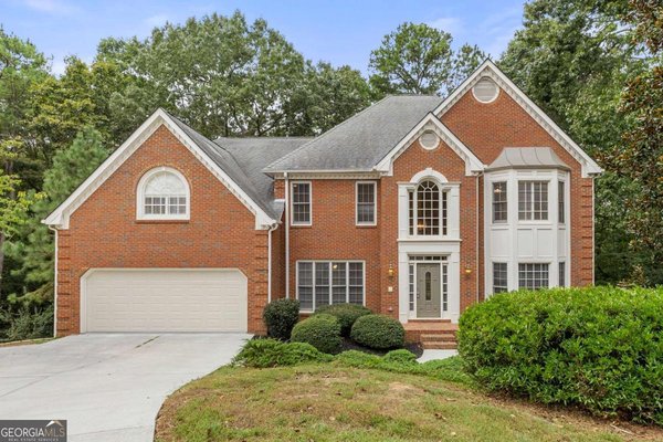 250 Shadowledge Lane, Roswell