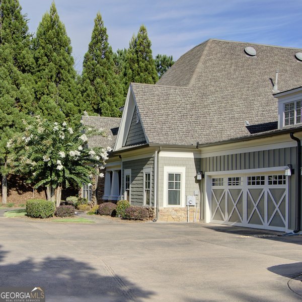 2689 Middlecreek Way, Cumming