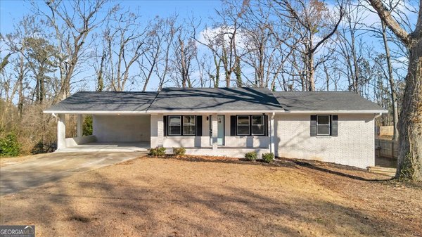 5666 Woodland Drive, Douglasville