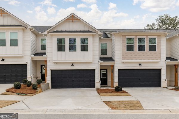 5545 Rockfern Drive, Lilburn