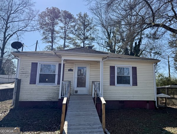 213 Elm Street, Rome