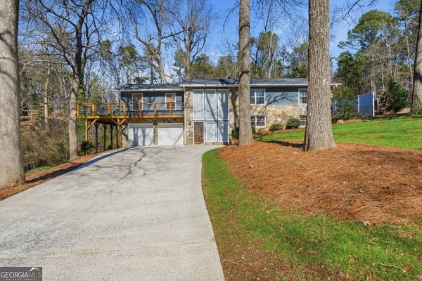 3540 Hickory View Drive Marietta