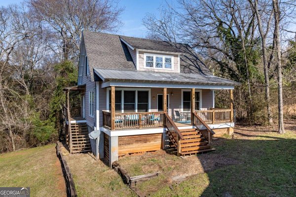 225 Fourth Street, Athens