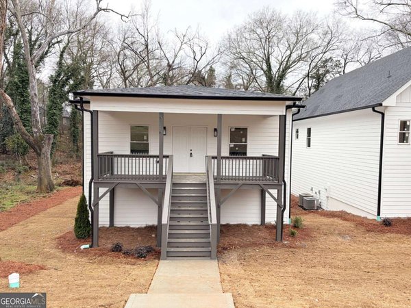 220 John Street, Athens