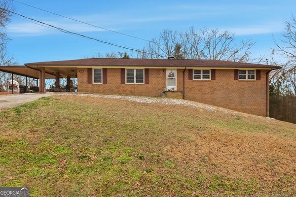 820 Collier Road, Toccoa