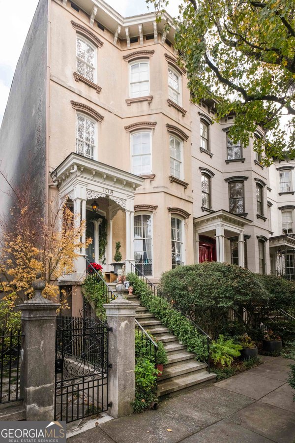 108 Gaston Street Savannah