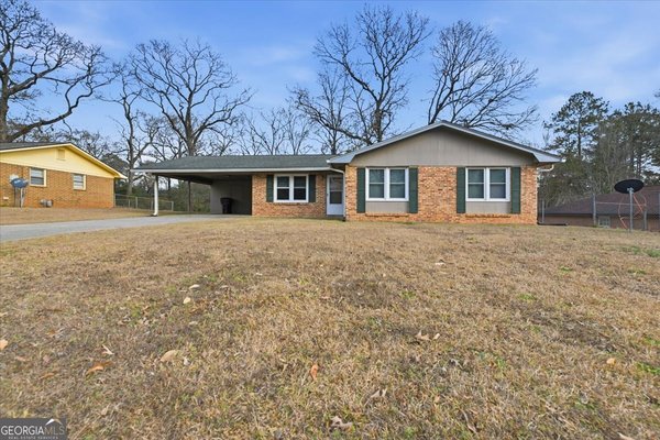 223 Randy Circle Warner Robins