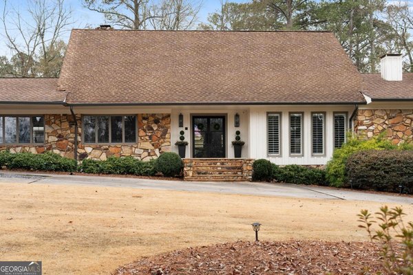 10 Woodland Drive, Cartersville