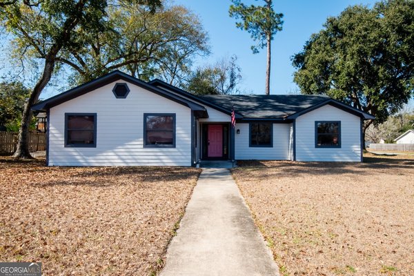 100 Pinedale Drive, St. Marys