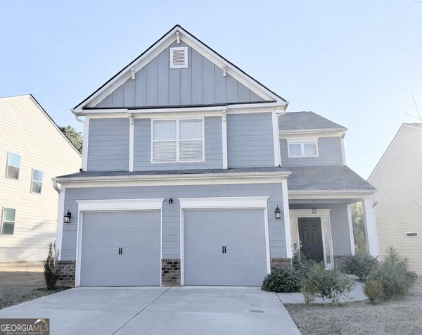 1040 Shadow Glen Drive, Fairburn