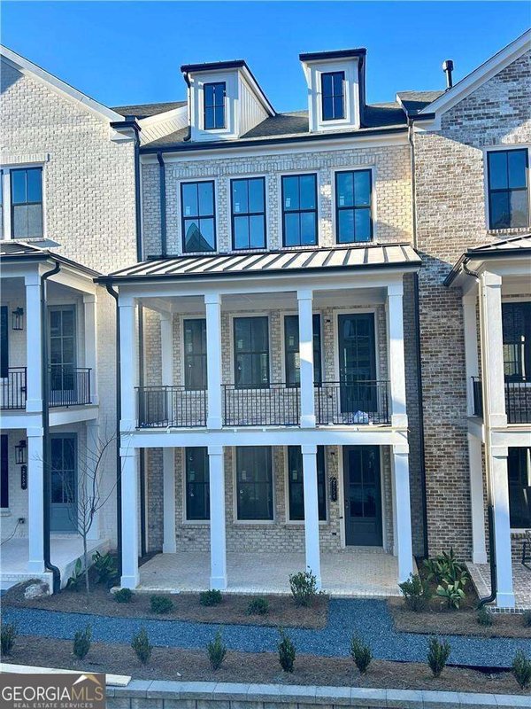 2272 Addington Way Way, Brookhaven