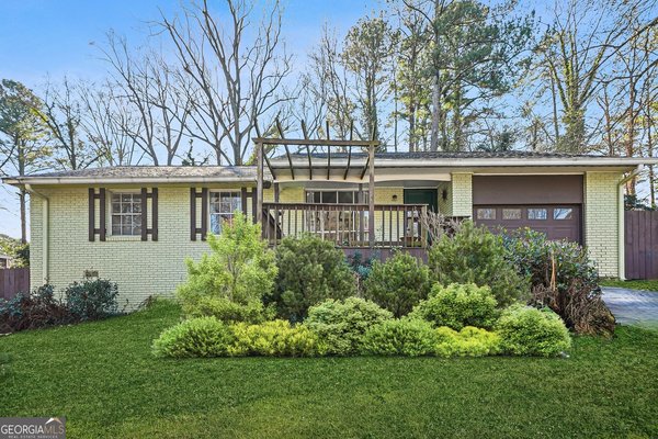 3291 Shady Oak Drive Atlanta