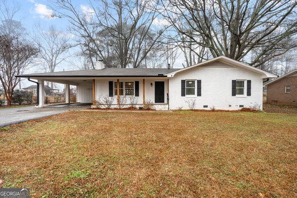 96 Poplar Road, Newnan