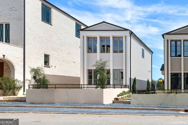 225 Rolison Way, Fayetteville