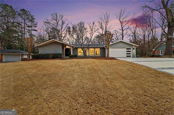 1873 Queens Way, Atlanta