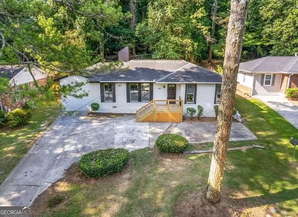 1901 Windsor Drive Atlanta