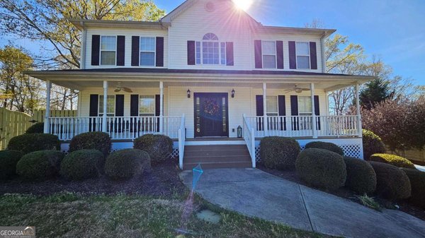 1122 Fieldstone Drive, Canton