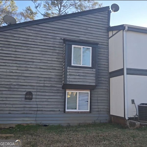 6075 Regent Manor Lithonia