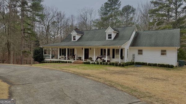 main picture of 4731 Steeplechase Lane, Flowery Branch