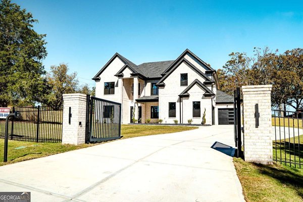 2210 Ridgedale Drive Grayson