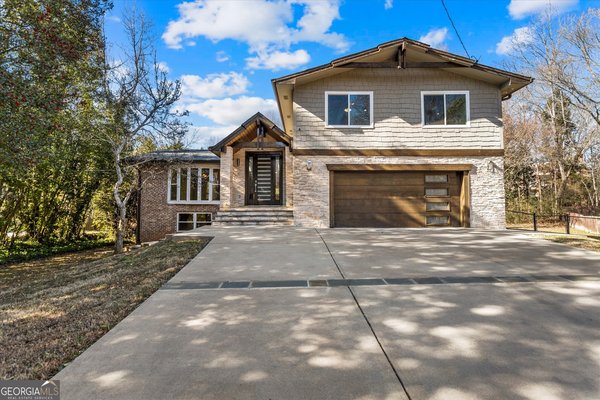 2116 Strasburg Court Atlanta