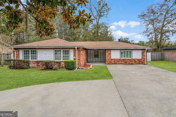 1046 Live Oak Drive, Hinesville