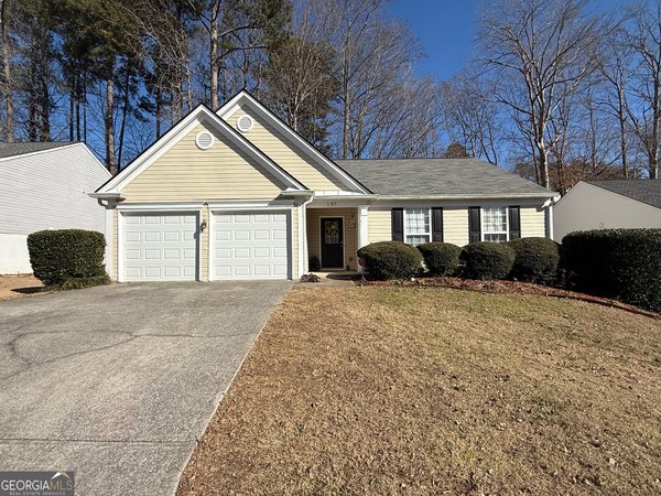 137 Park Forest Drive Kennesaw