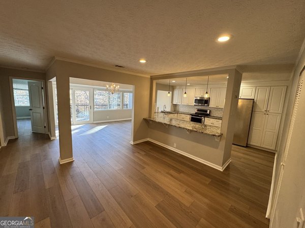 62 Dunwoody Springs Drive, Atlanta