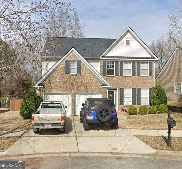main picture of 952 Island Cove Court, Buford
