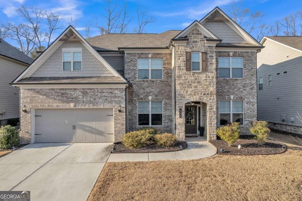 385 Henson Farm Drive, Loganville