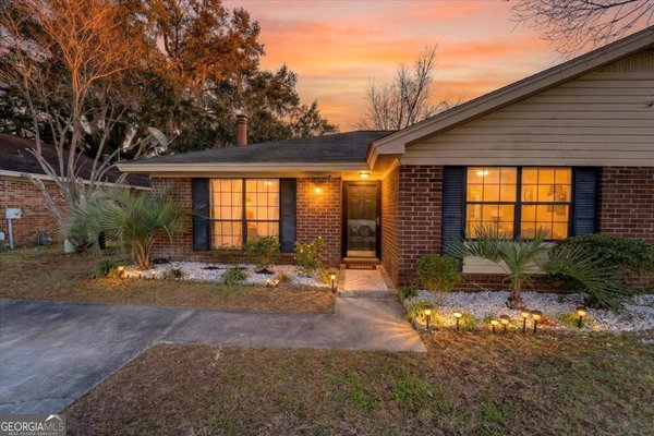 12 Peach Court Savannah