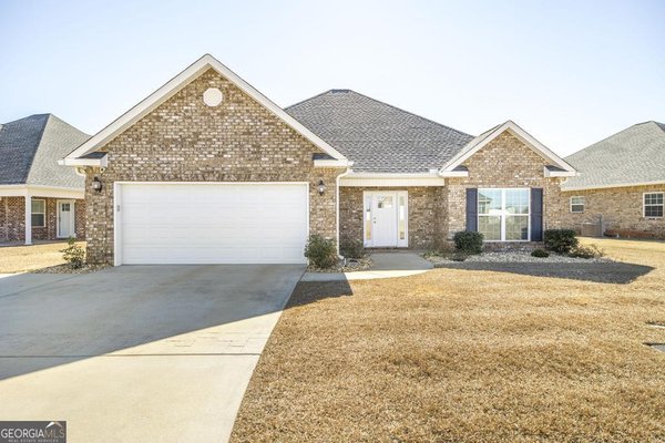 420 Lamplight Drive, Byron