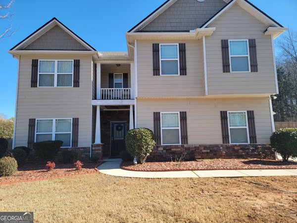 738 Round Tree Court, Lawrenceville