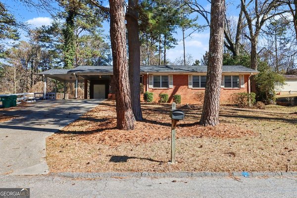 4436 Hillpine Road Forest Park