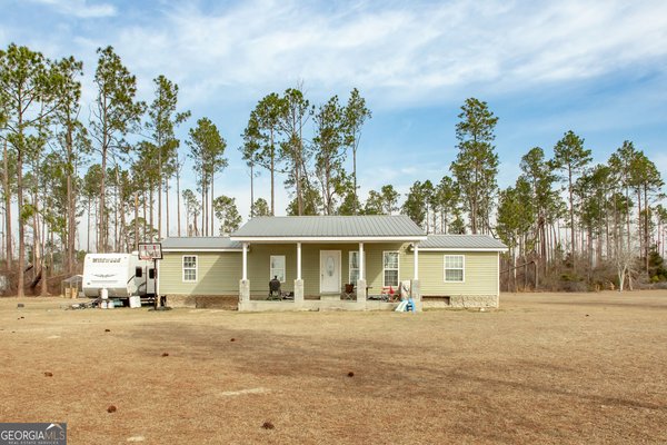 325 New Hope Church Road, Alma